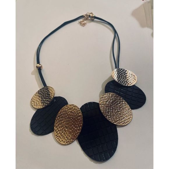 CUTE BLACK AND GOLD BOHI CHOKER NECKLACE - Picture 8 of 8